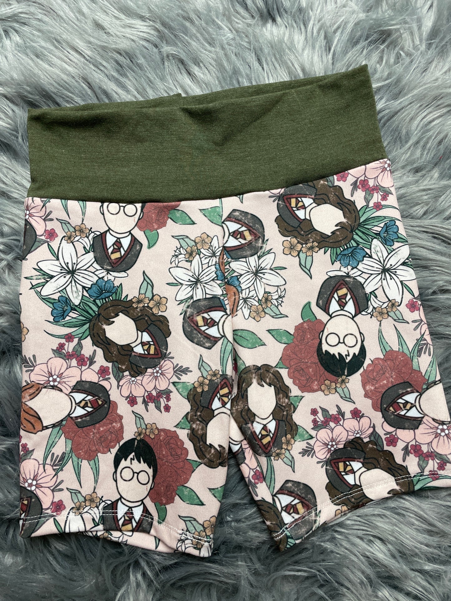 Hp Faces Biker shorts size 8y