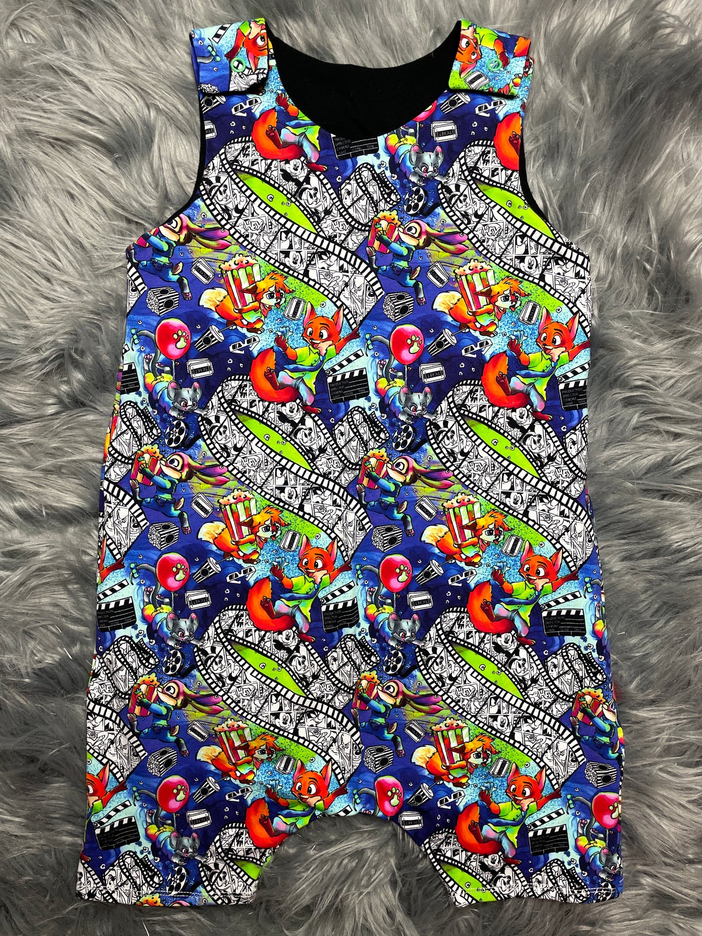 Zoo Too Button Romper size 24m - shorts